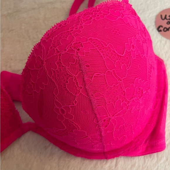 PINK Victoria's Secret Fuchsia Lace Bra - Picture 2 of 6